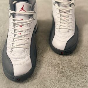 Air Jordan Retro 12 Size 8.5 (Men’s) - White/Dark Grey/Red Chicago Style